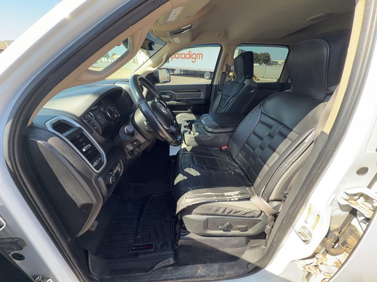 2019-dodge-2500-image-19