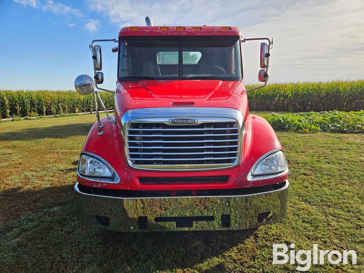 2006-freightliner-columbia-t/a-truck-tractor-image-2