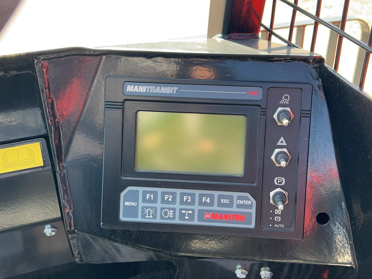 2024-manitou-tmt55ht-image-11