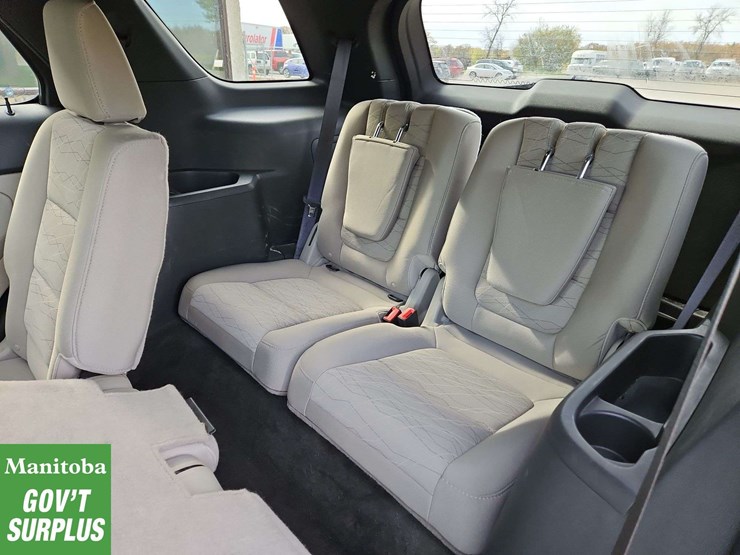 2013-ford-explorer-image-25