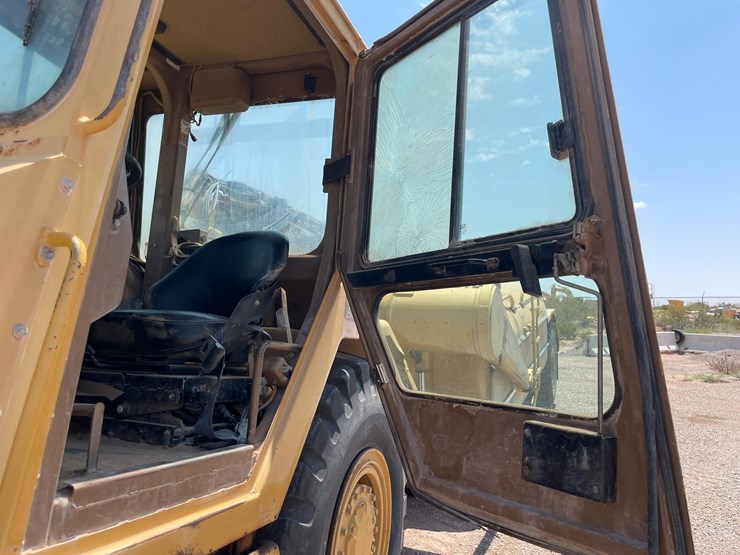 2003-caterpillar-613c-image-57