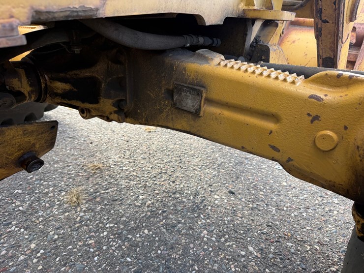 caterpillar-420e-image-97