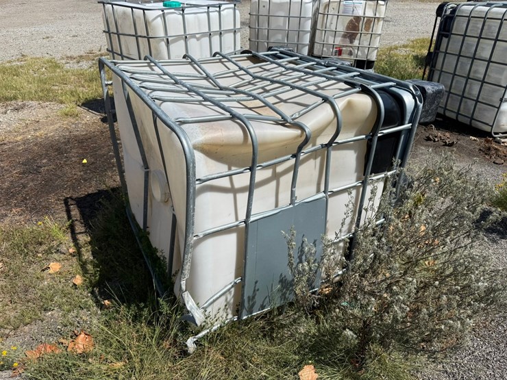 #46843-•-lot-of-poly-tanks-w/cages-inv#46843-image-5