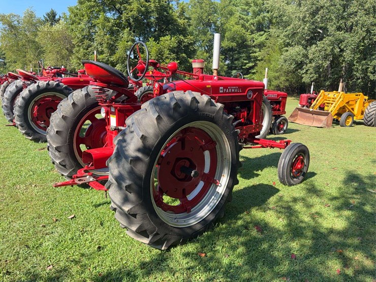 1953-farmall-super-m-image-5