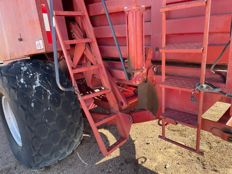 #2802-•-case-8580-baler-with-accumulator-(offsite-in-deming,-nm)-image-6