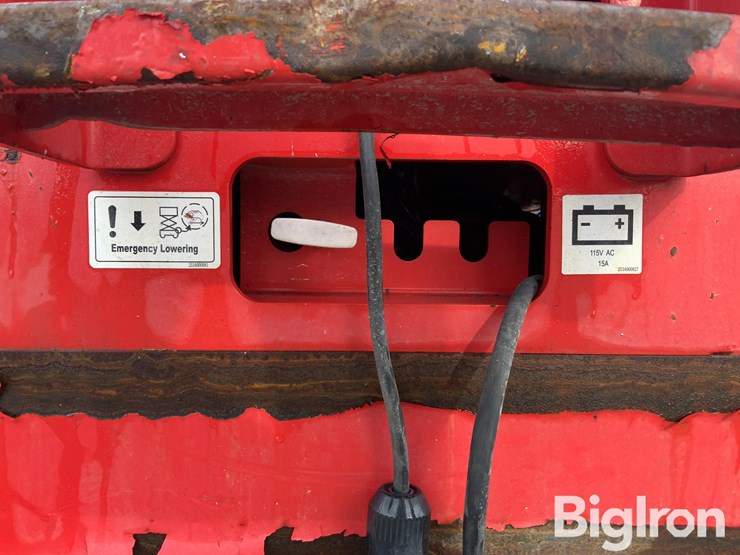 2019-massey-ferguson-730-image-10
