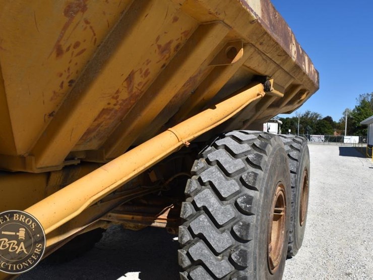 1994-caterpillar-d300d-image-27