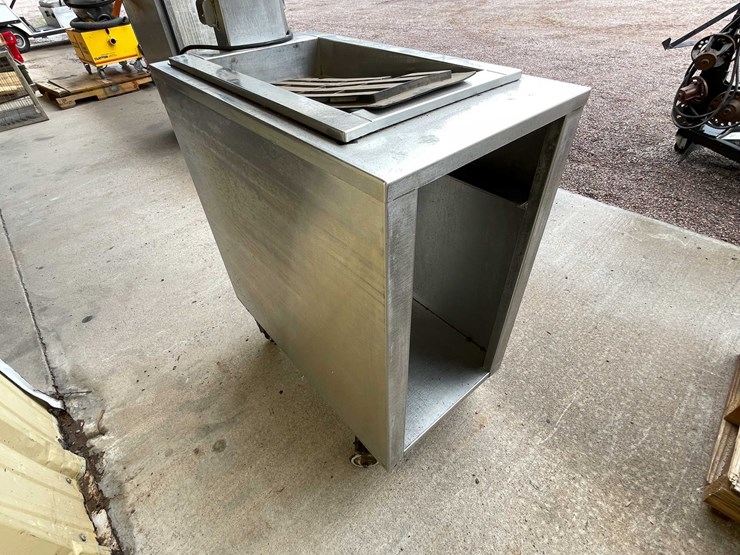 #4676-•-mobile-food-warming-station-image-23