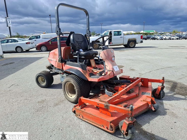 2011-kubota-f3080-image-3