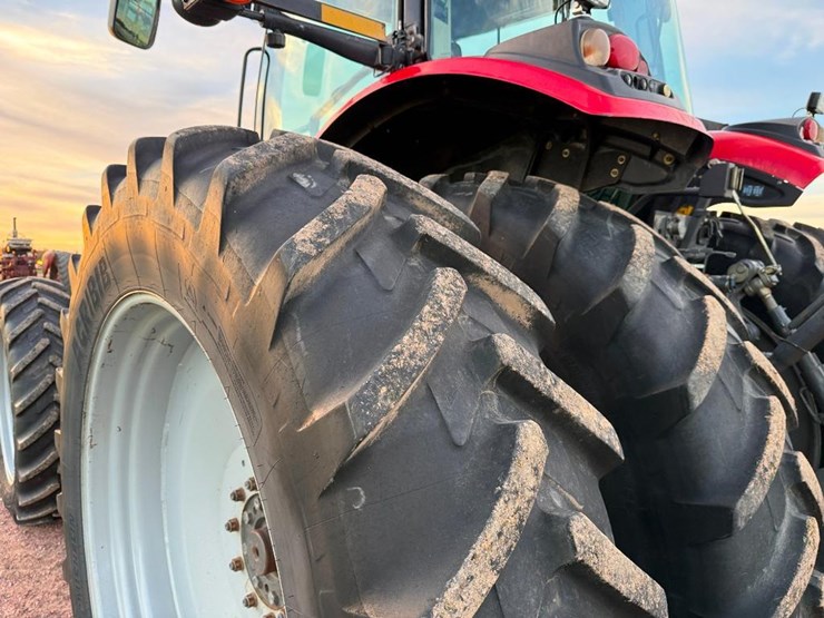 massey-ferguson-8670-image-8