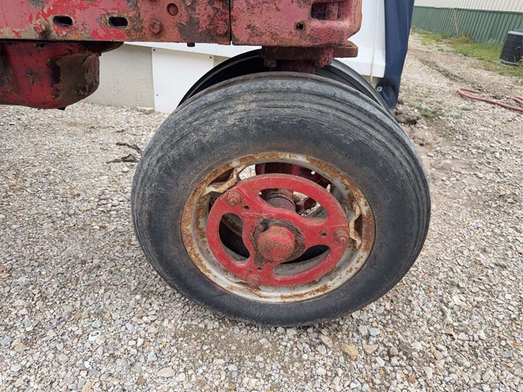 farmall-super-h-image-2