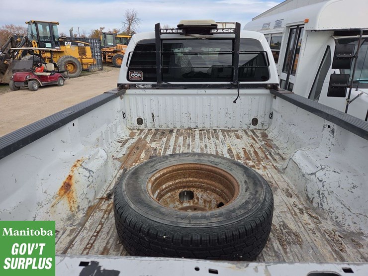 2011-ford-f450-image-16