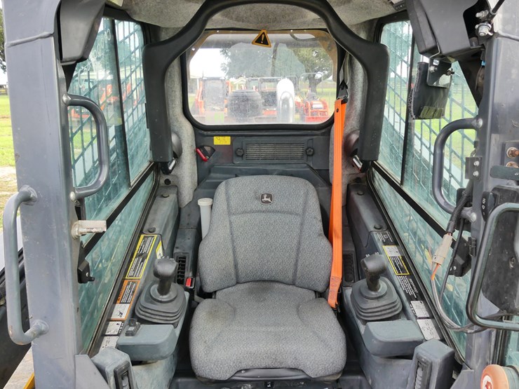 deere-333g-image-14