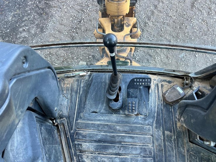 2006-deere-310sg-image-33