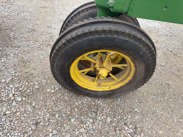 john-deere-a-image-10