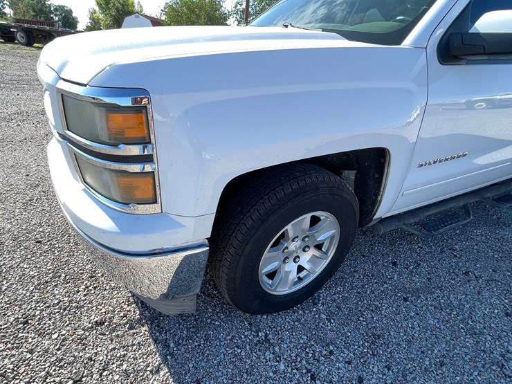 #2754-•-2015-chevrolet-silverado-(title-in-delay)-image-45