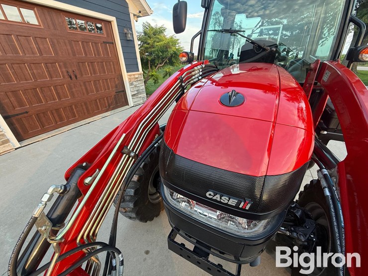 2022-case-ih-farmall-55c-image-15