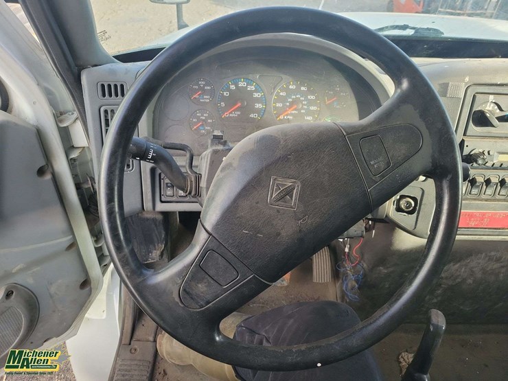 2007-international-durastar-4200-image-13