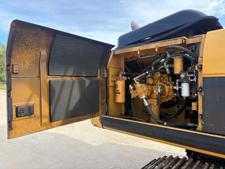2008-caterpillar-330-image-43
