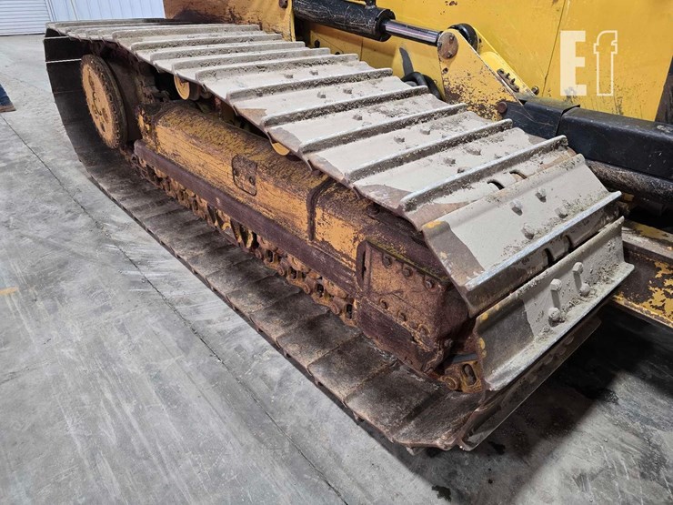 2019-caterpillar-d6k2-lgp-image-35