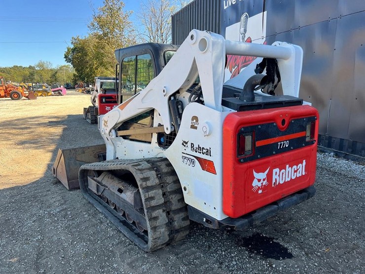 2020-bobcat-t770-image-4