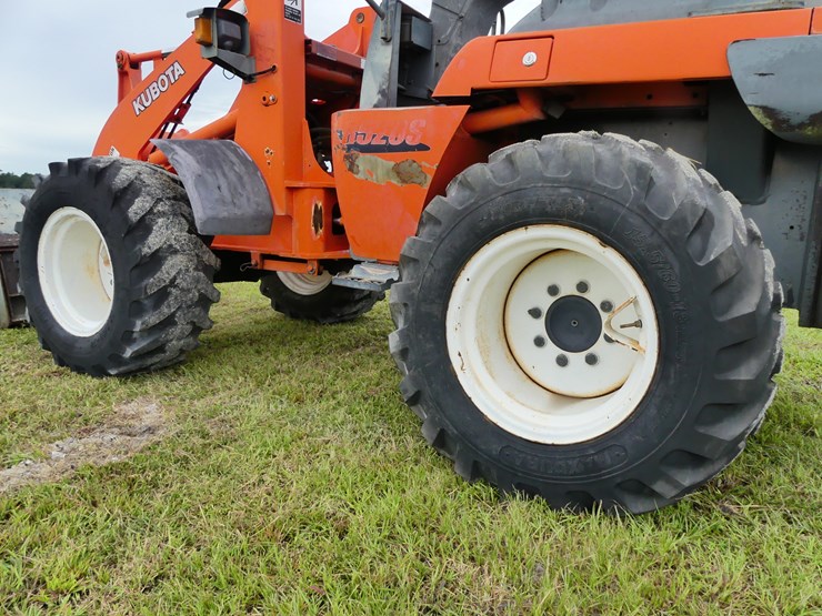 kubota-r520s-image-5