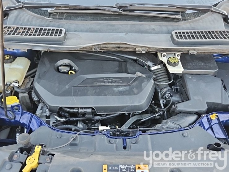 2014-ford-escape-image-32