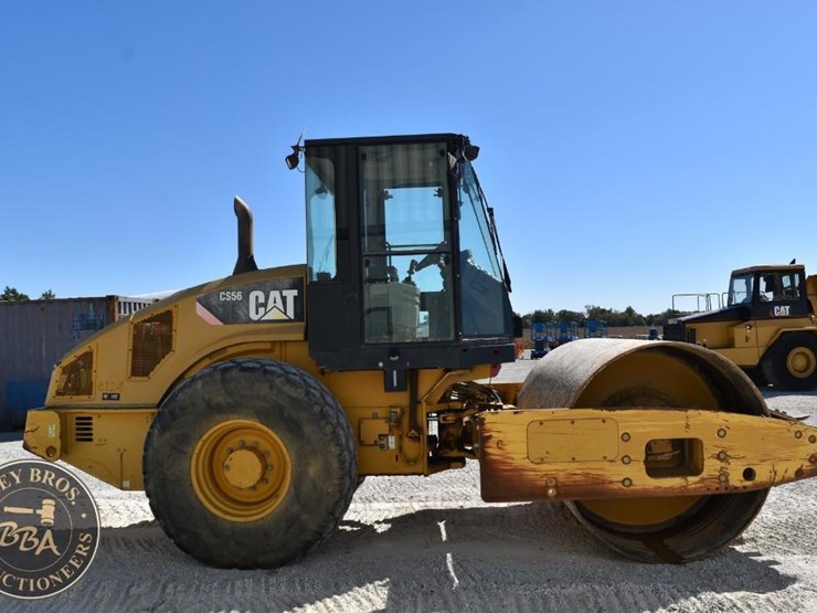 2009-caterpillar-cs56-image-8