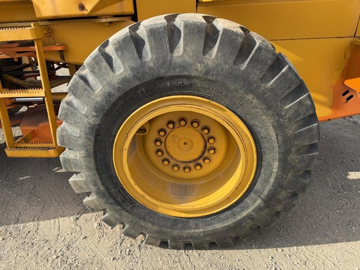 deere-544e-image-57