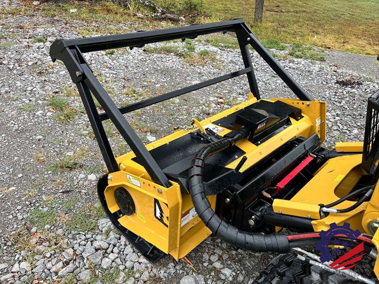 2023-rayco-c120ra-forestry-mulcher-with-fm120-6r-mulcher-head-image-21