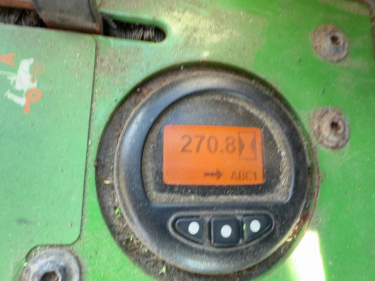 john-deere-1575-image-5