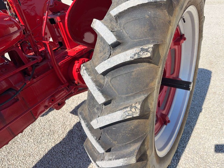 farmall-super-h-image-16