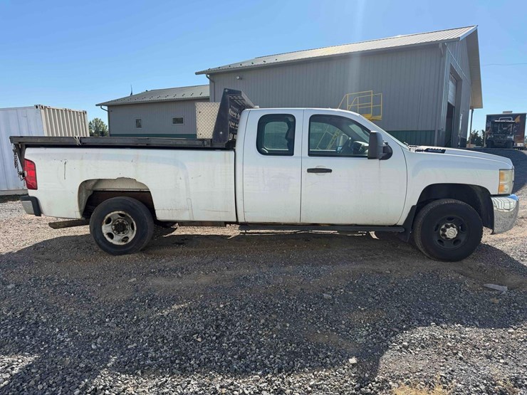 2008-chevy-silverado-pick-up-truck-image-6