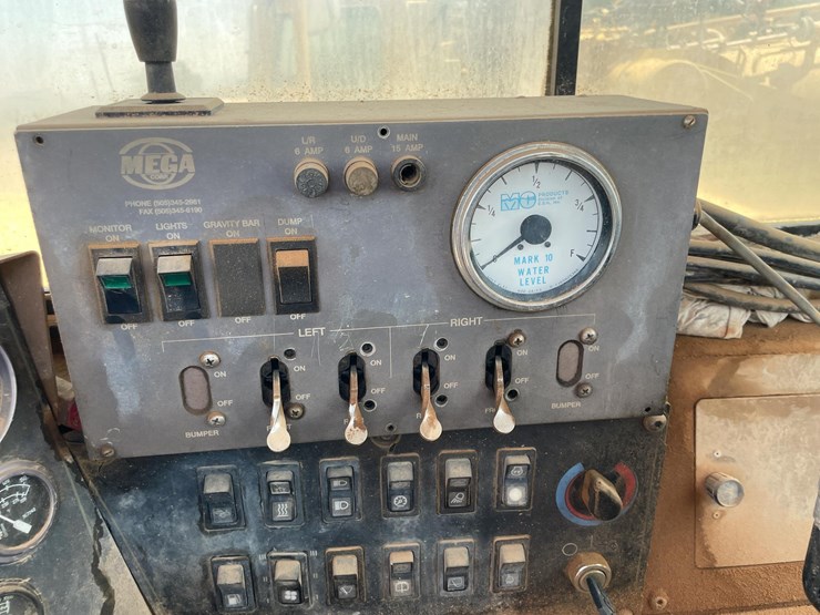 2003-caterpillar-613c-image-62