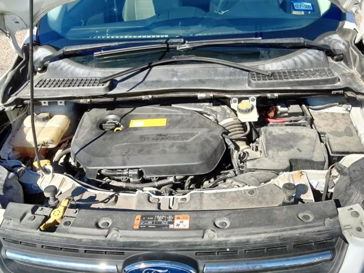 2016-ford-escape-se-image-14