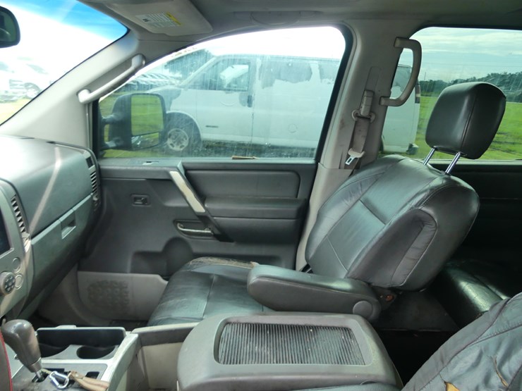 2004-nissan-titan-image-13