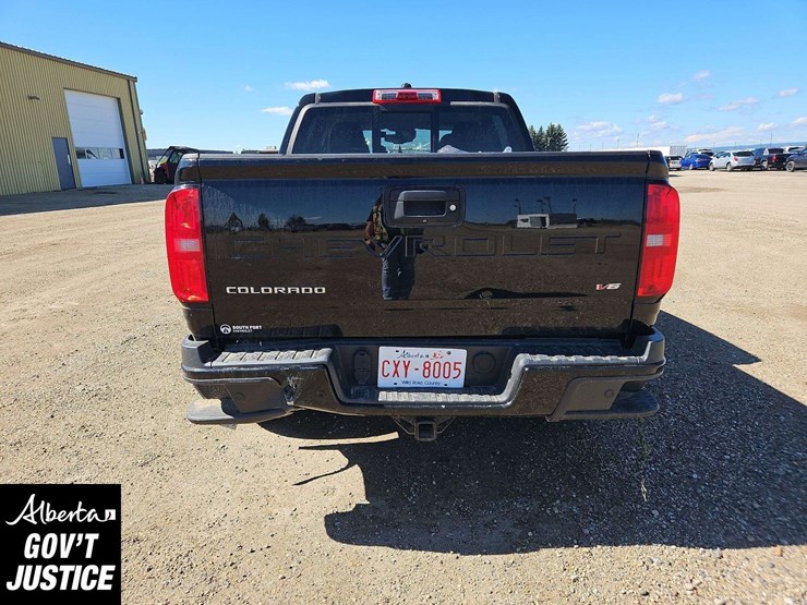 2022-chevrolet-colorado-image-7