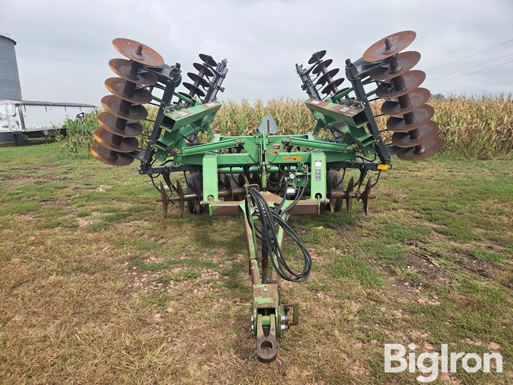 john-deere-630-image-2