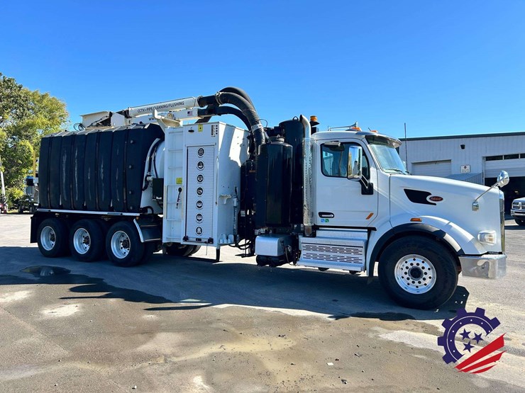 2020-peterbilt-567-image-10
