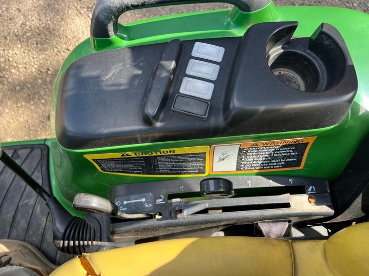 john-deere-3120-image-24