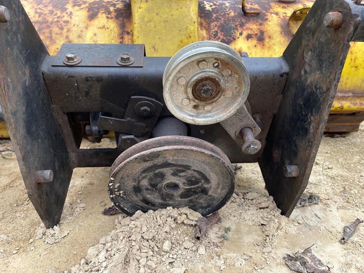 john-deere-140-image-25