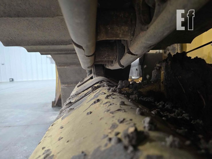 2021-caterpillar-d3-lgp-image-31