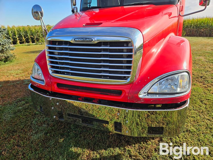 2006-freightliner-columbia-t/a-truck-tractor-image-10