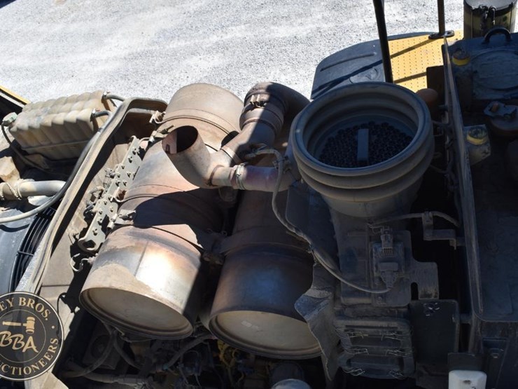 2019-caterpillar-972m-image-54