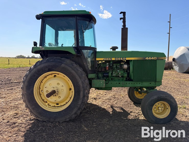 1981-john-deere-4440-image-4