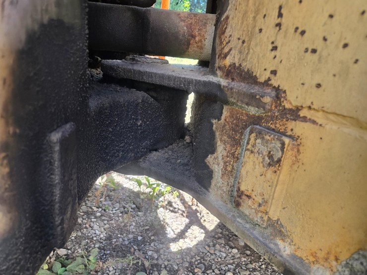 caterpillar-930-image-49