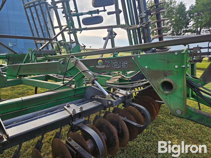 john-deere-726-image-15