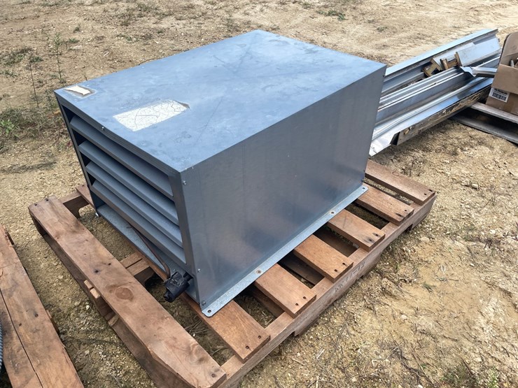 #1269-•-(1)-walk-in-cooler-and-(1)-freezer-image-32