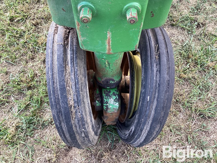 1952-john-deere-g-image-14