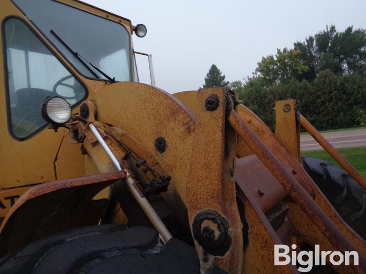 1974-caterpillar-950-image-19